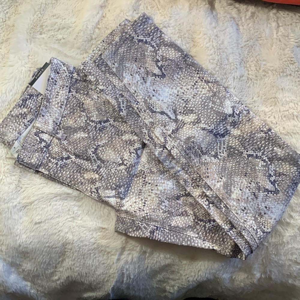 WHBM snakeskin print skinny ankle 0 NWT